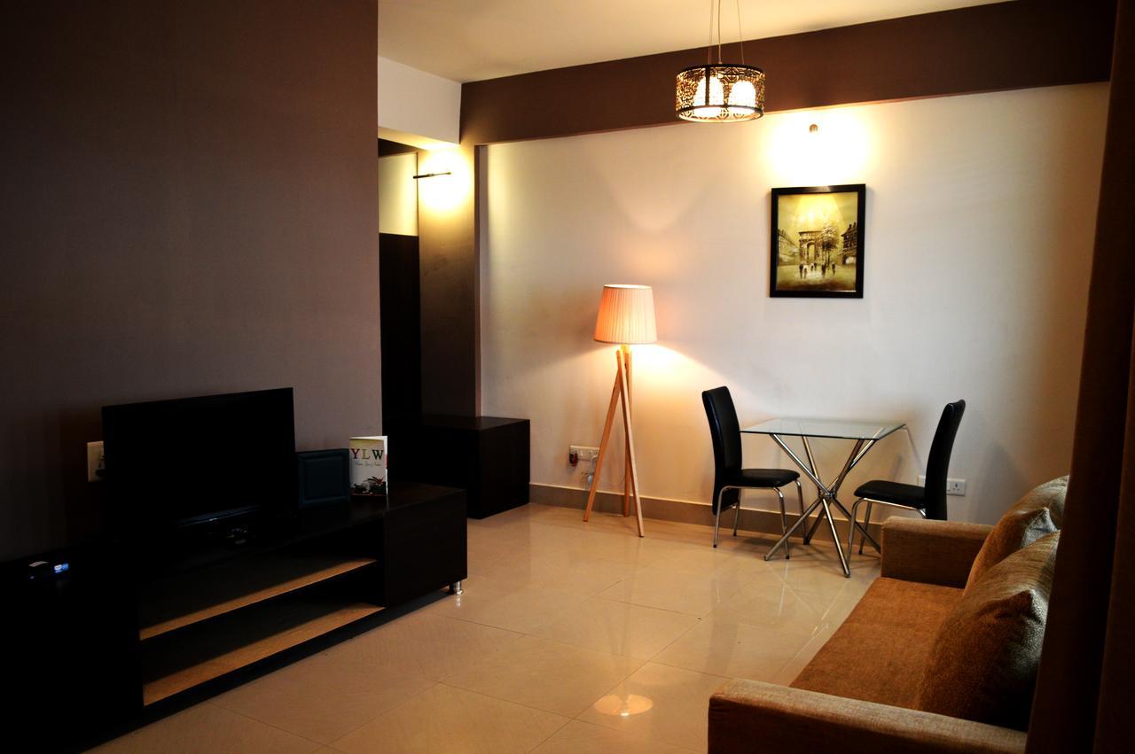 Hotel Grand Tizu Dimāpur エクステリア 写真
