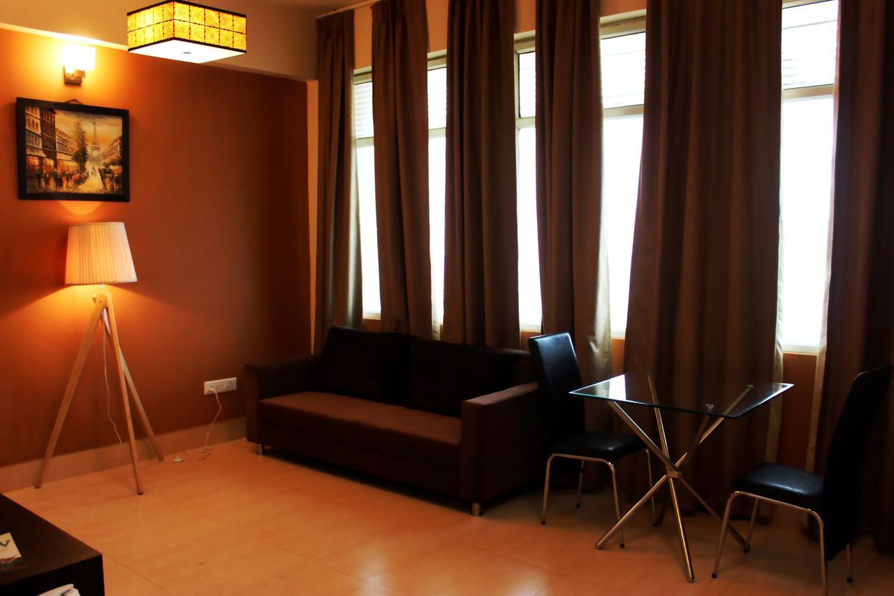 Hotel Grand Tizu Dimāpur エクステリア 写真