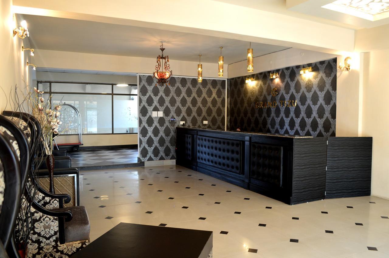 Hotel Grand Tizu Dimāpur エクステリア 写真
